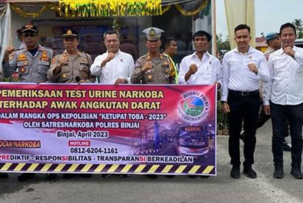 BNN Kota Binjai Melaksanakan Kegiatan Pemeriksaan Tes Urine Narkoba Terhadap Pengemudi Angkutan Umum Dalam Rangka Idul Fitri 1444 H di Terminal Ikan Paus Kota Binjai