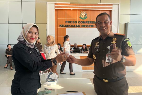 TEST URINE KEJAKSAAN 1 2